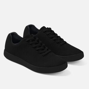 Atoms Black Minimalist Model 000 Shoes Size M 7/ W 8.5